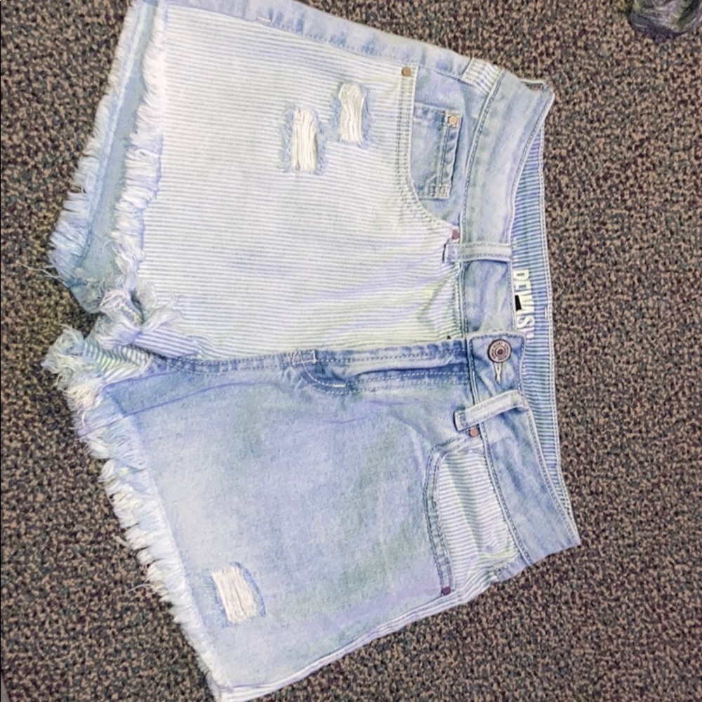 Re-wash Jean shorts-size 5/27